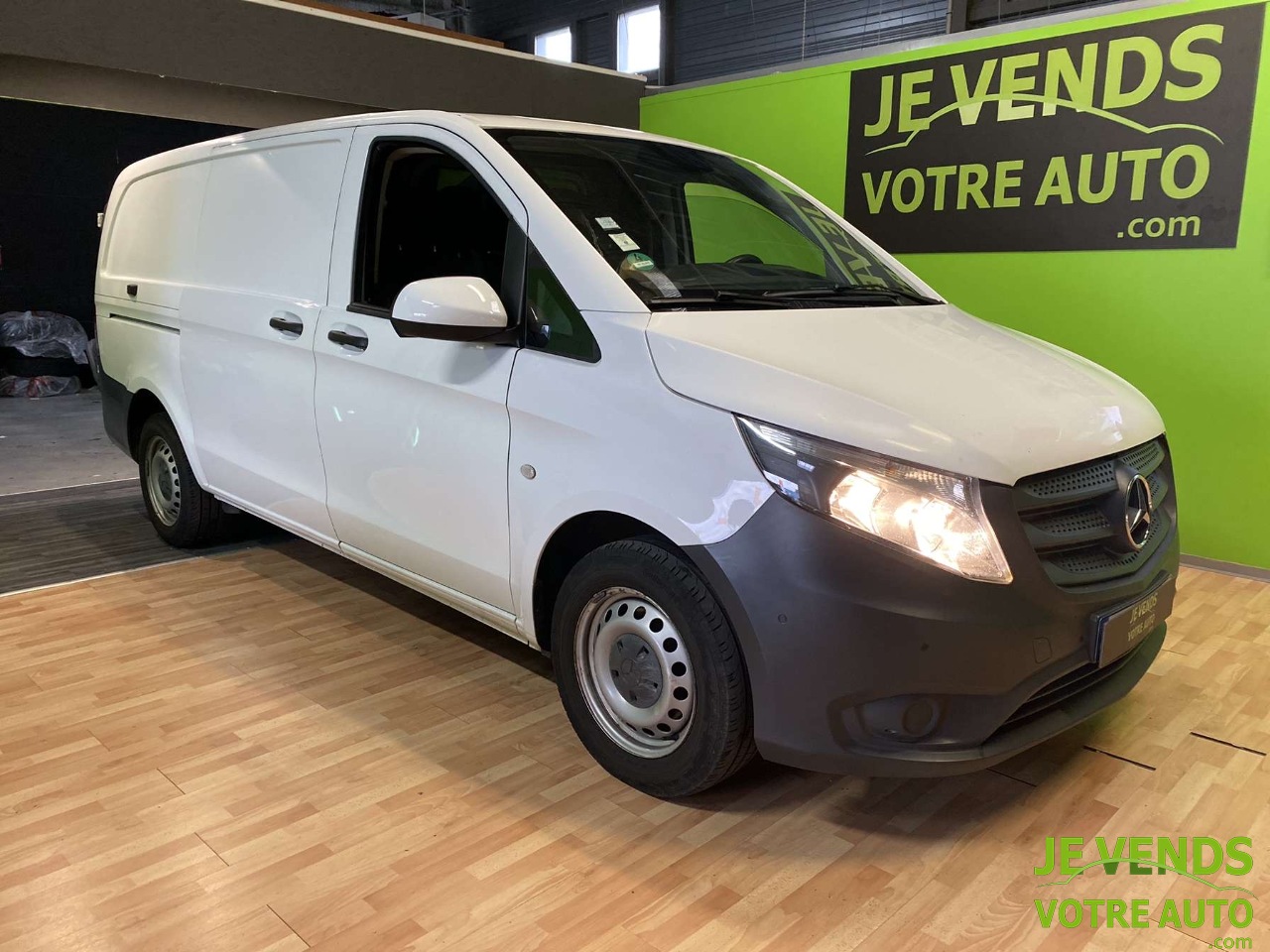 MERCEDES VITO