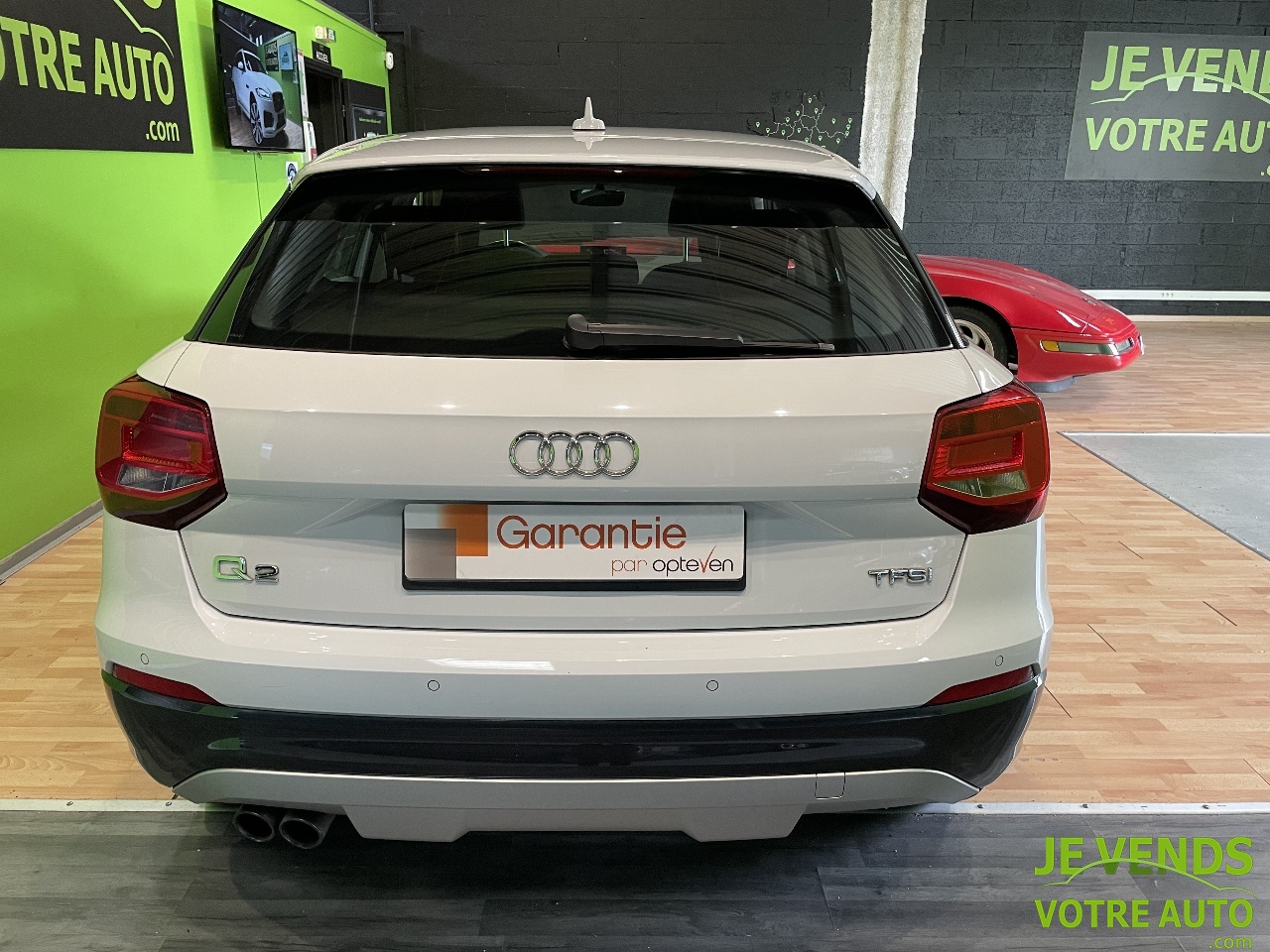 AUDI Q2