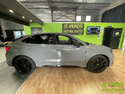 AUDI RSQ3