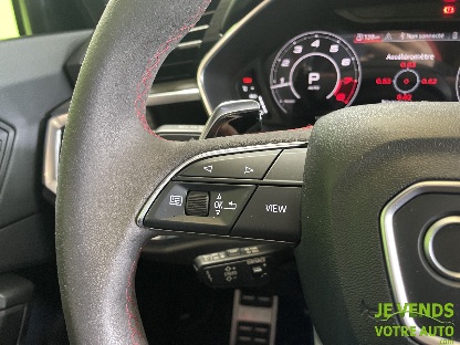 AUDI RSQ3