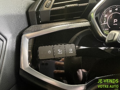 AUDI RSQ3
