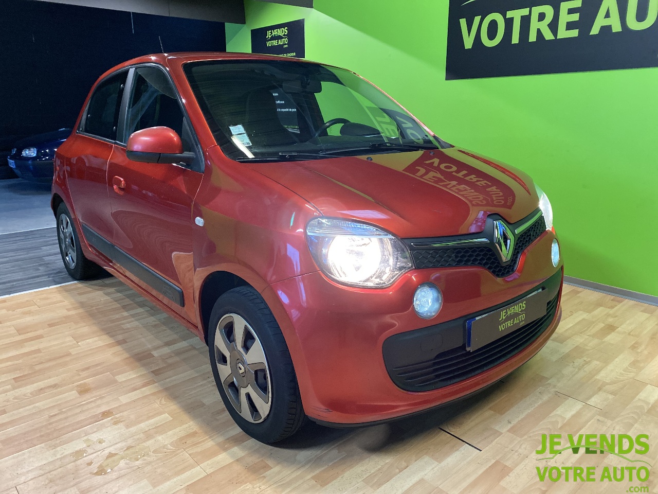 RENAULT TWINGO