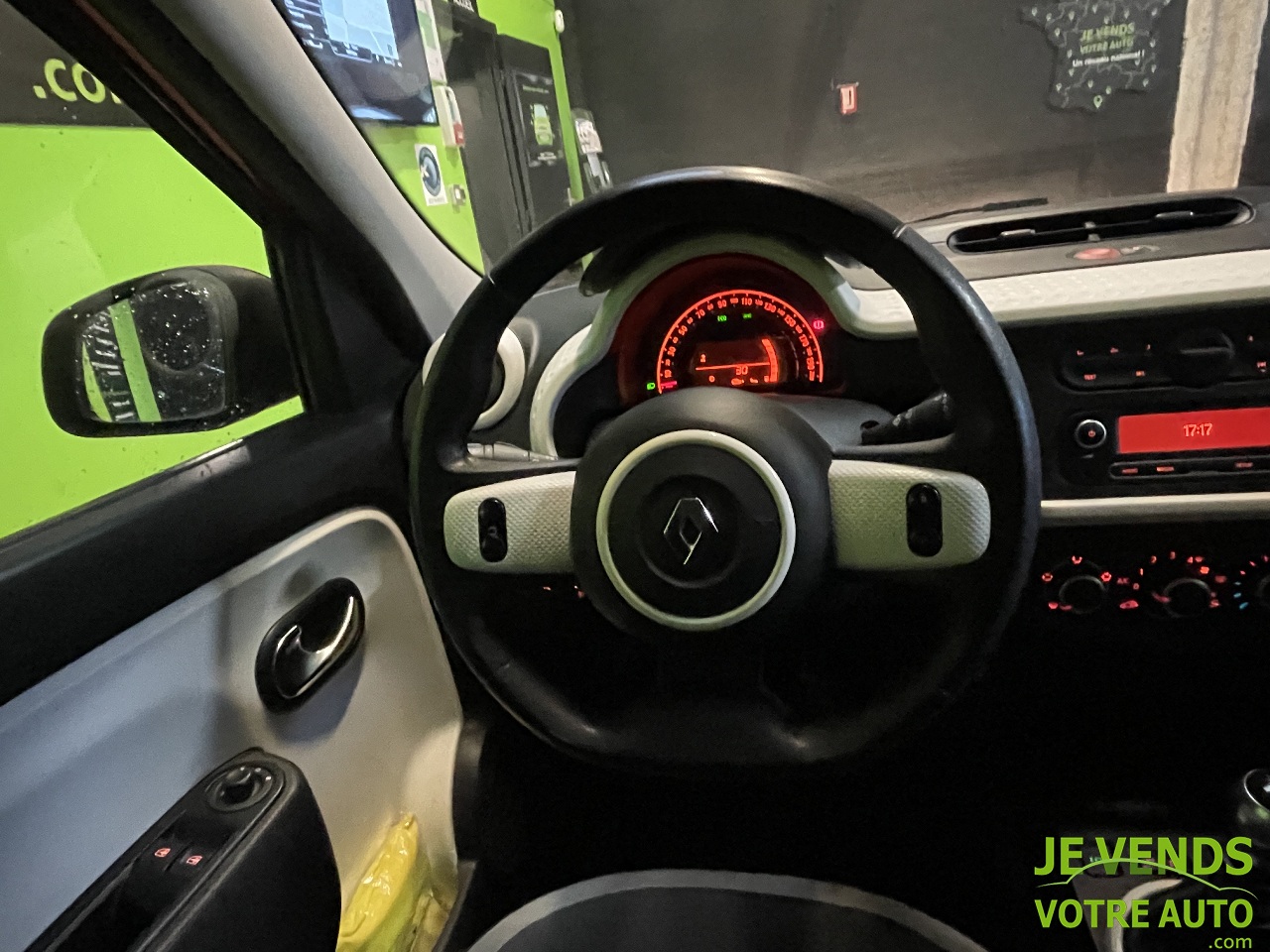 RENAULT TWINGO