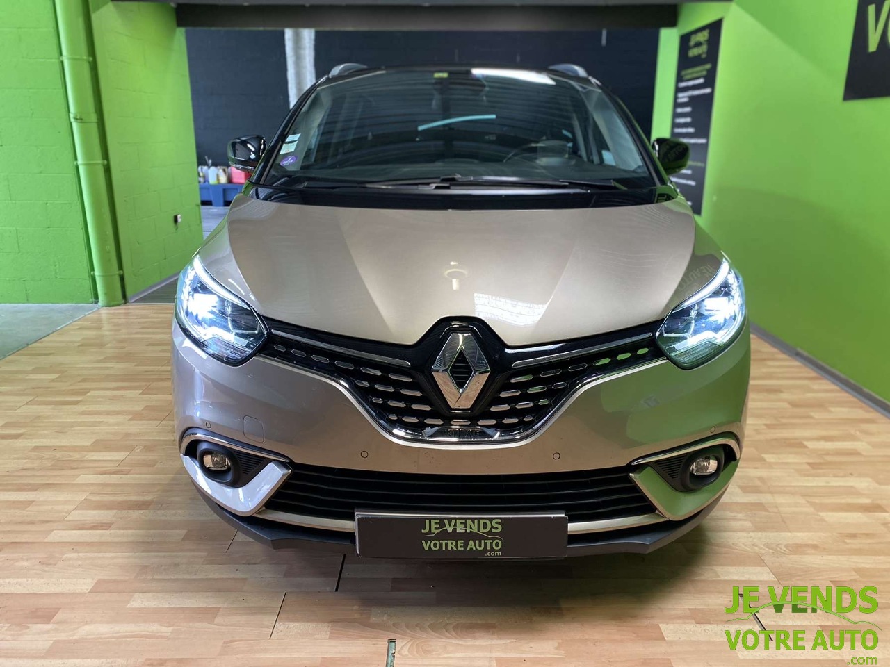 RENAULT GRAND SCENIC