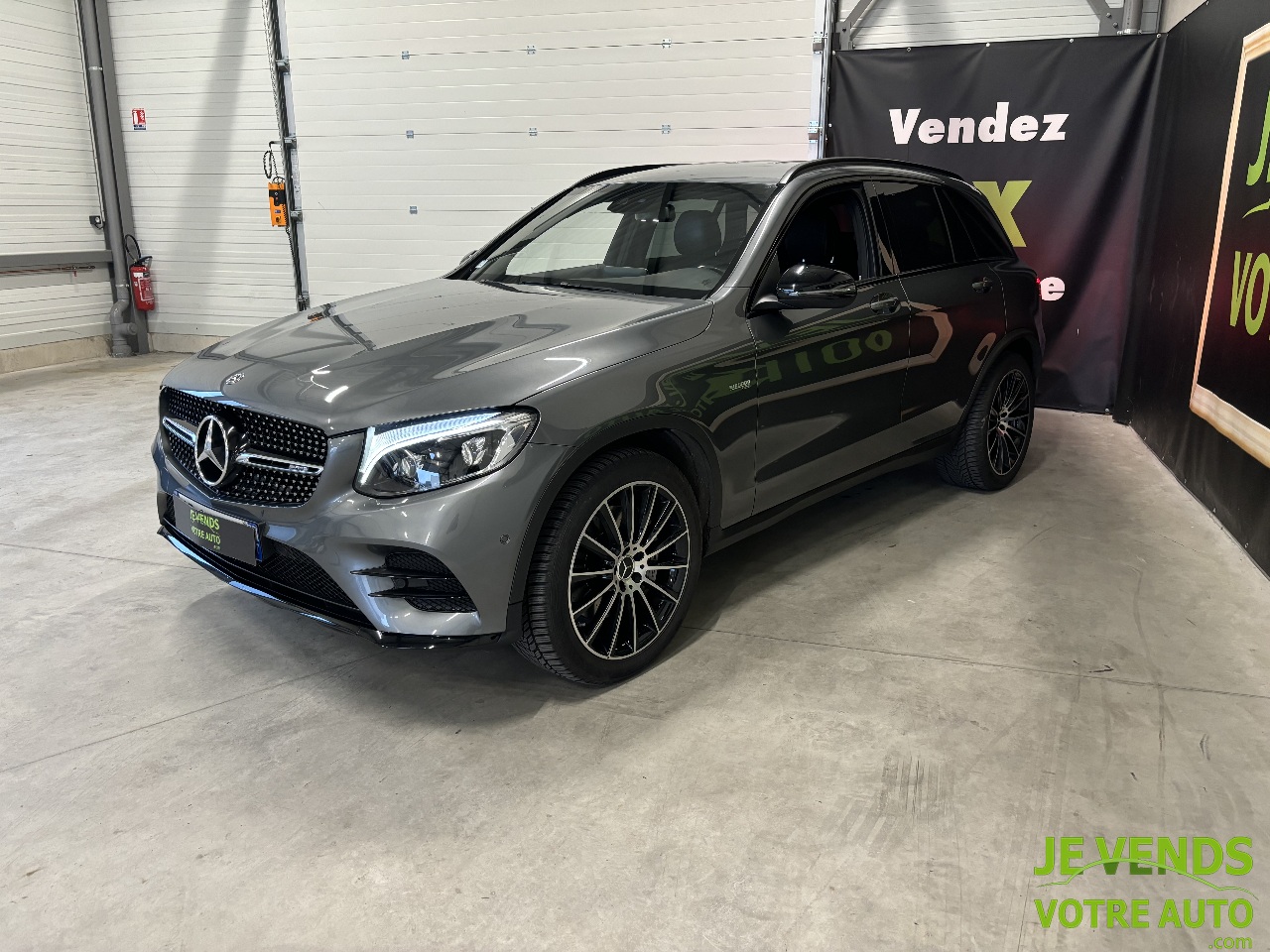 MERCEDES GLC