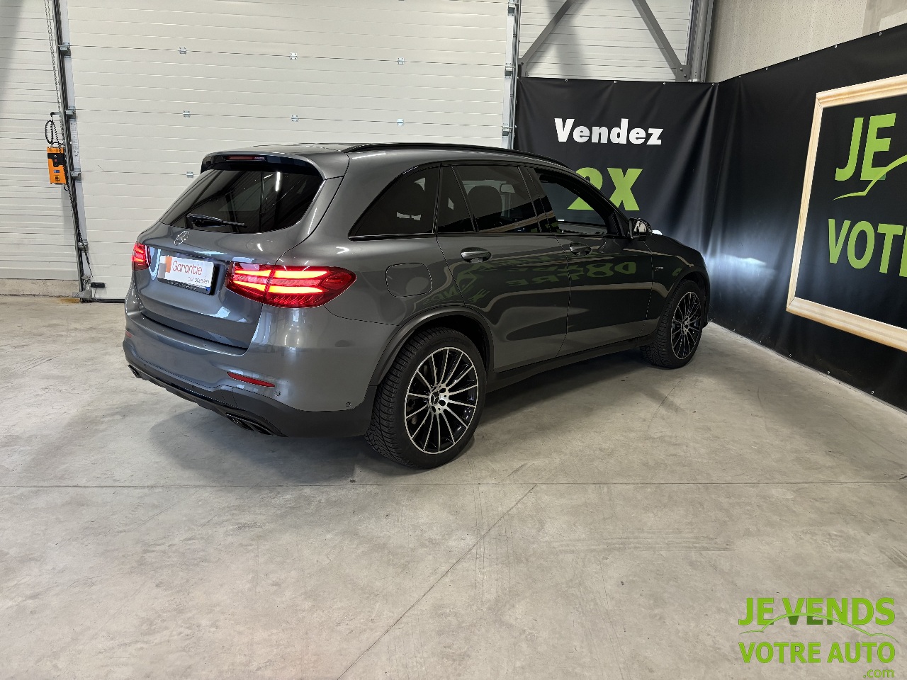 MERCEDES GLC