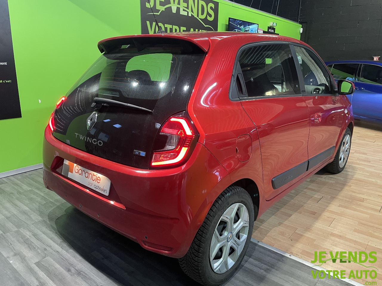 RENAULT TWINGO