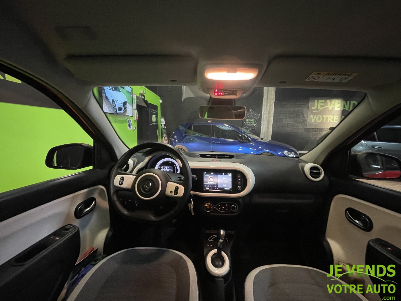 RENAULT TWINGO