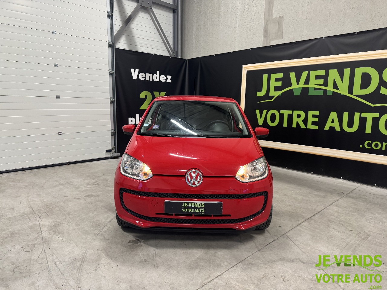 VOLKSWAGEN UP