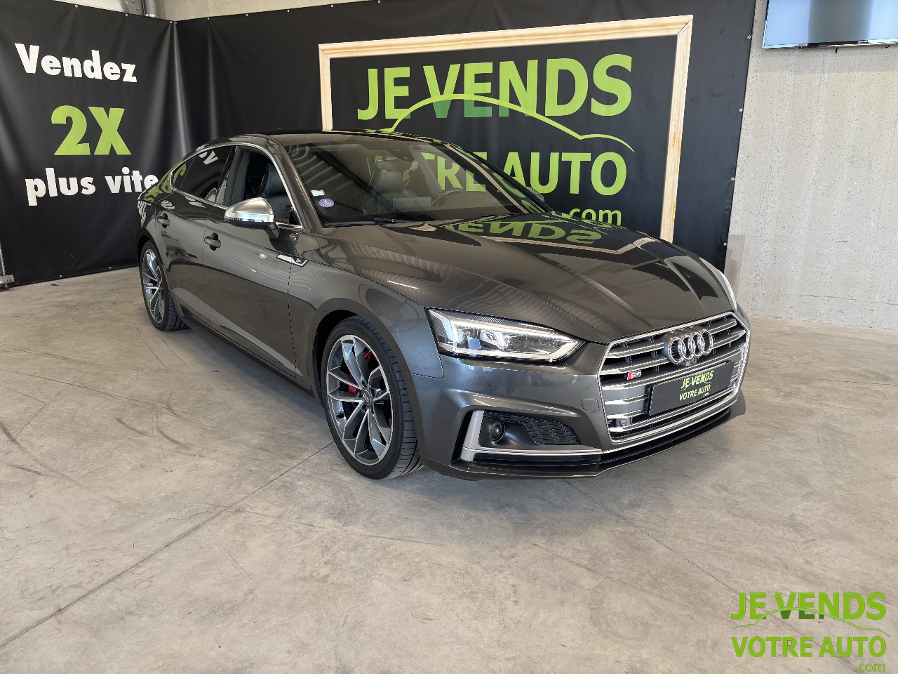 AUDI S5