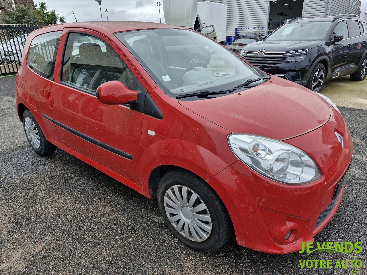 RENAULT TWINGO