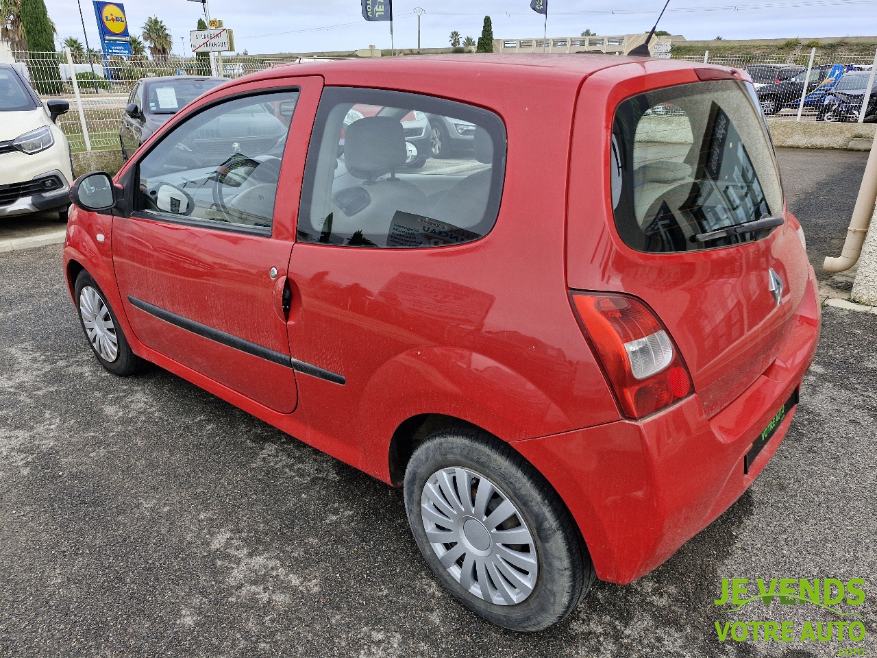 RENAULT TWINGO