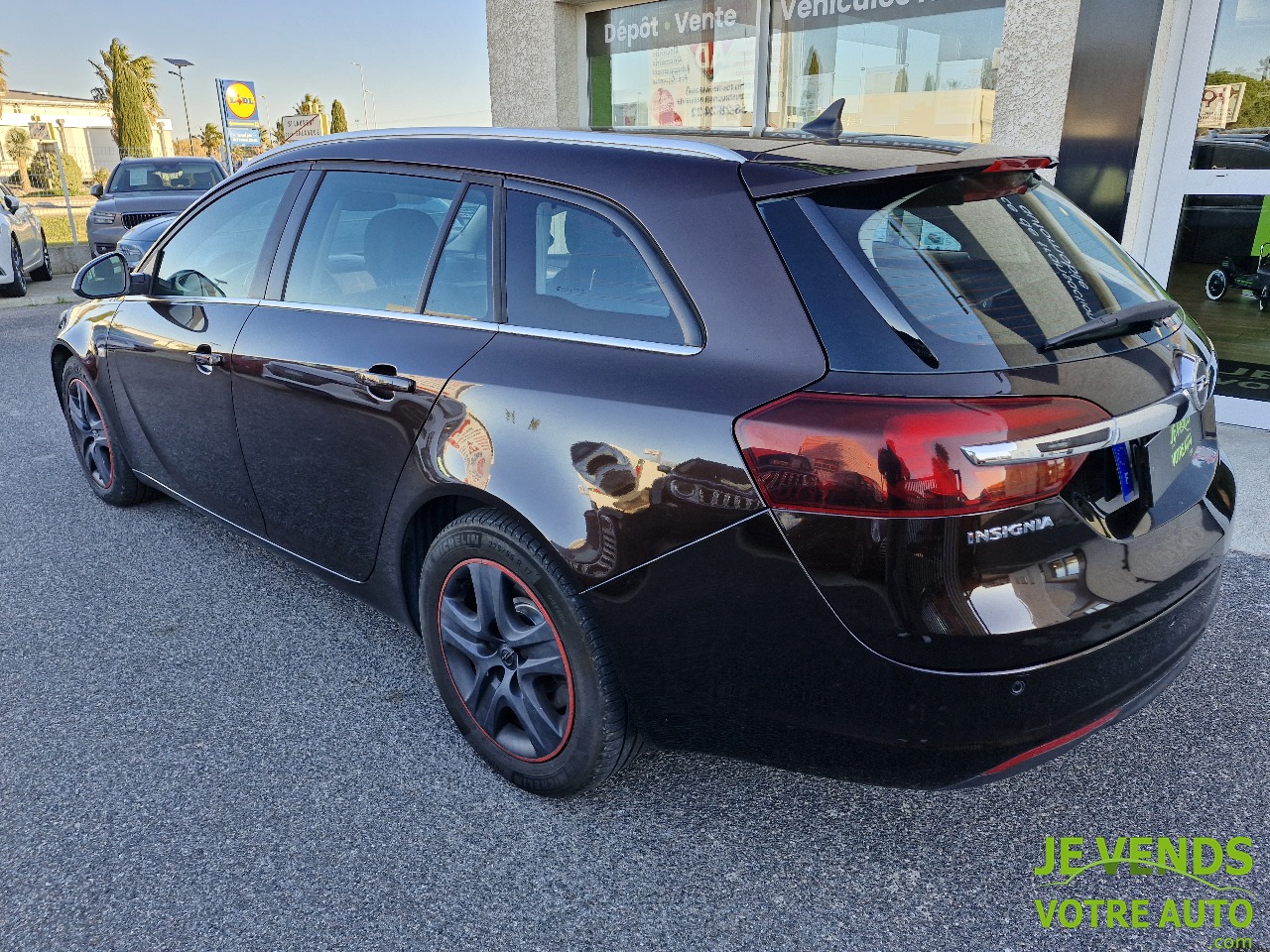 OPEL INSIGNIA