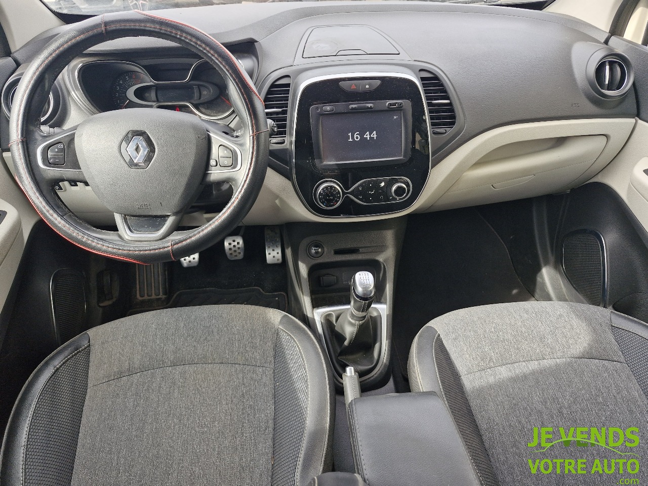 RENAULT CAPTUR