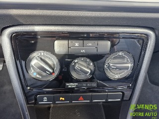 VOLKSWAGEN Coccinelle