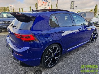 VOLKSWAGEN GOLF 8 R