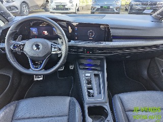 VOLKSWAGEN GOLF 8 R