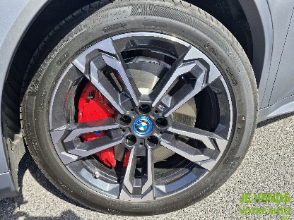 BMW IX2