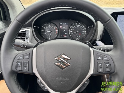 SUZUKI S-CROSS