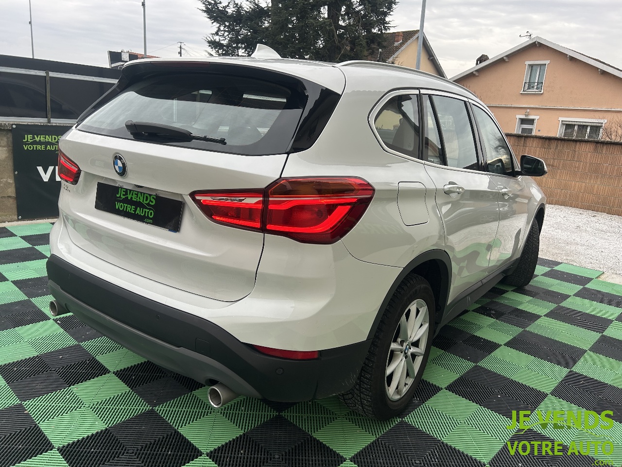 BMW X1