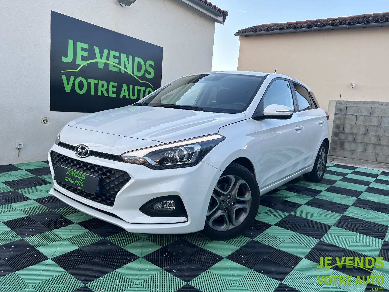 HYUNDAI I20