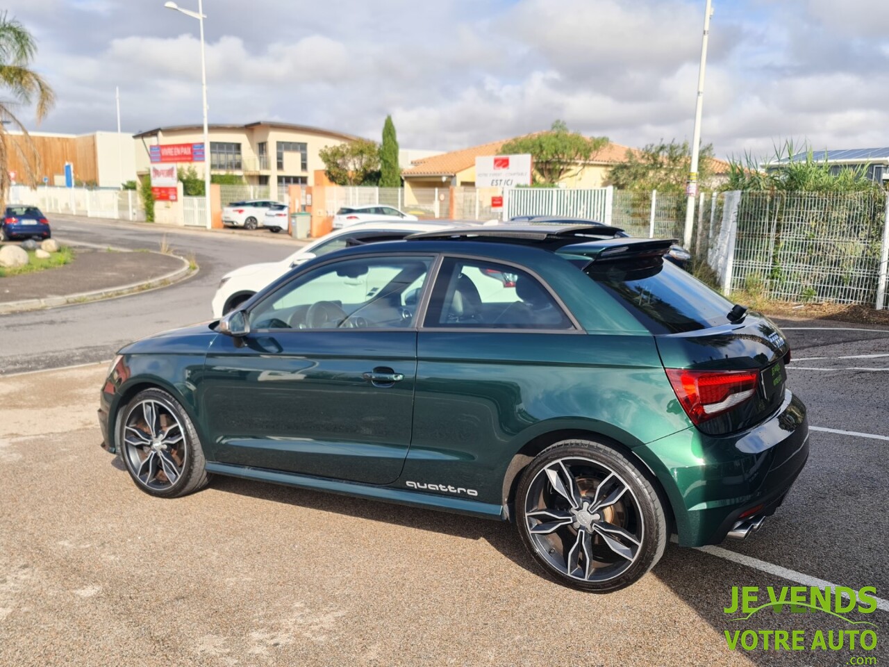 AUDI S1