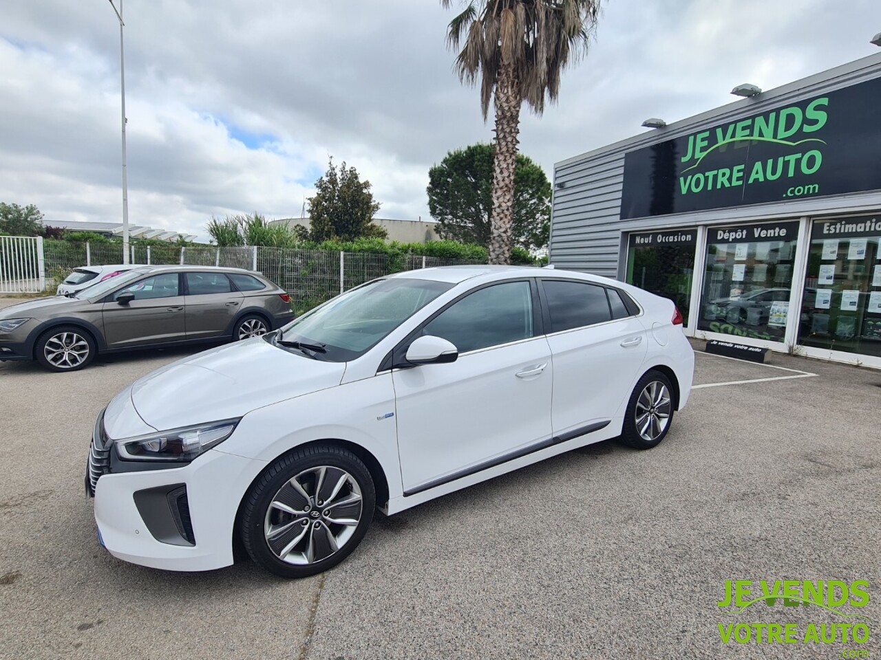 HYUNDAI IONIQ