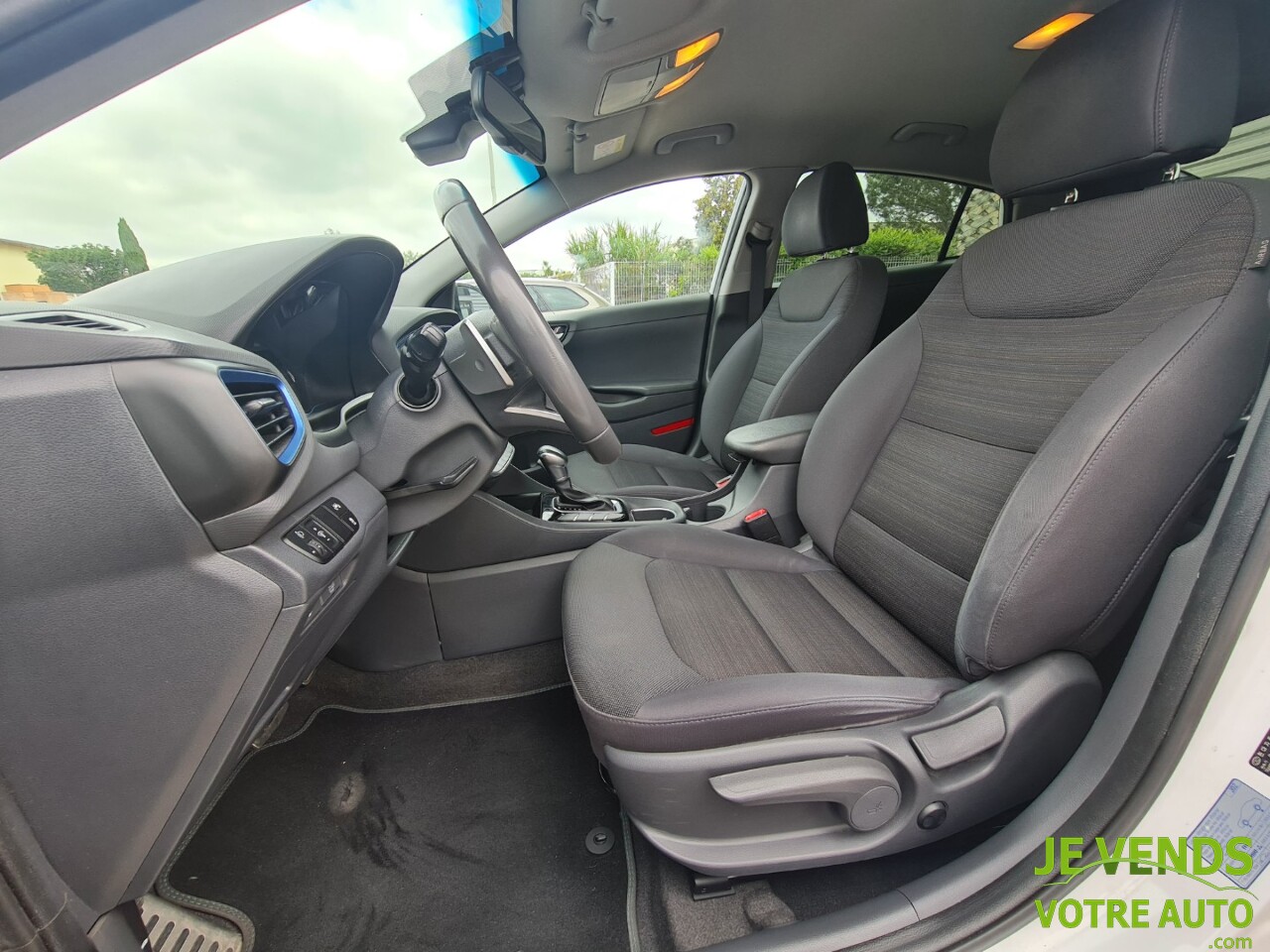 HYUNDAI IONIQ