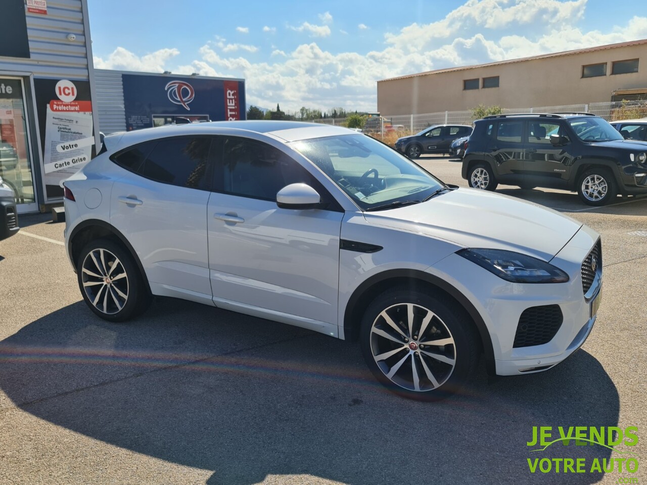 JAGUAR E-PACE