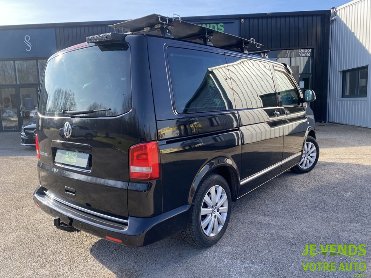 VOLKSWAGEN Multivan