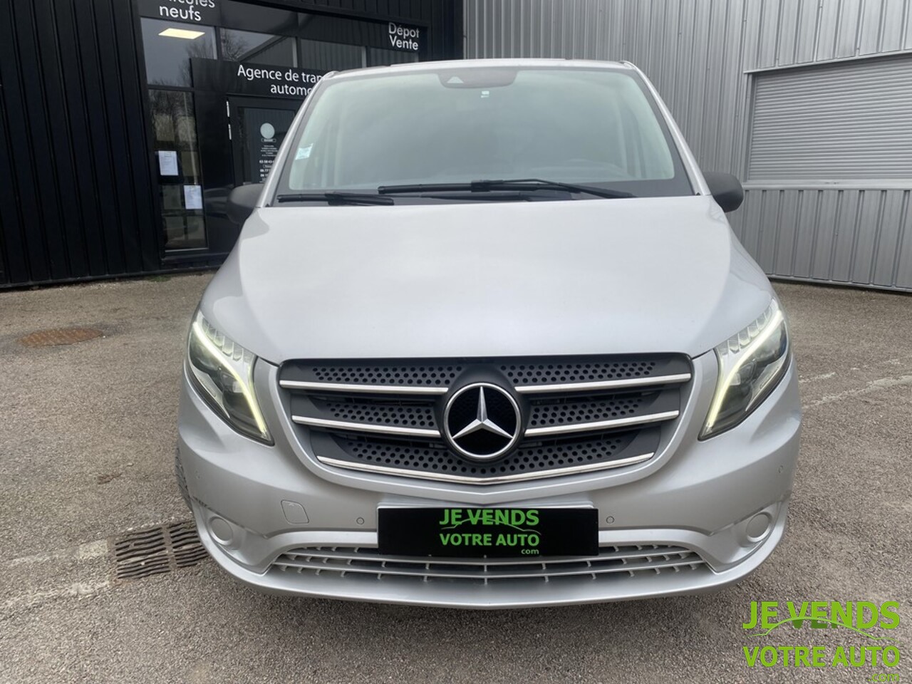 MERCEDES VITO