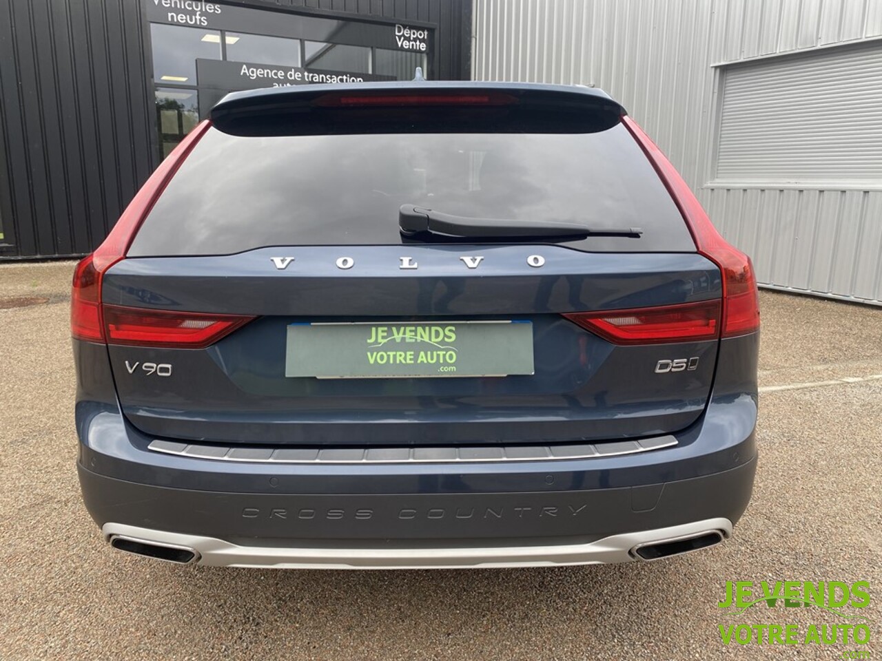 VOLVO V90 Cross Country