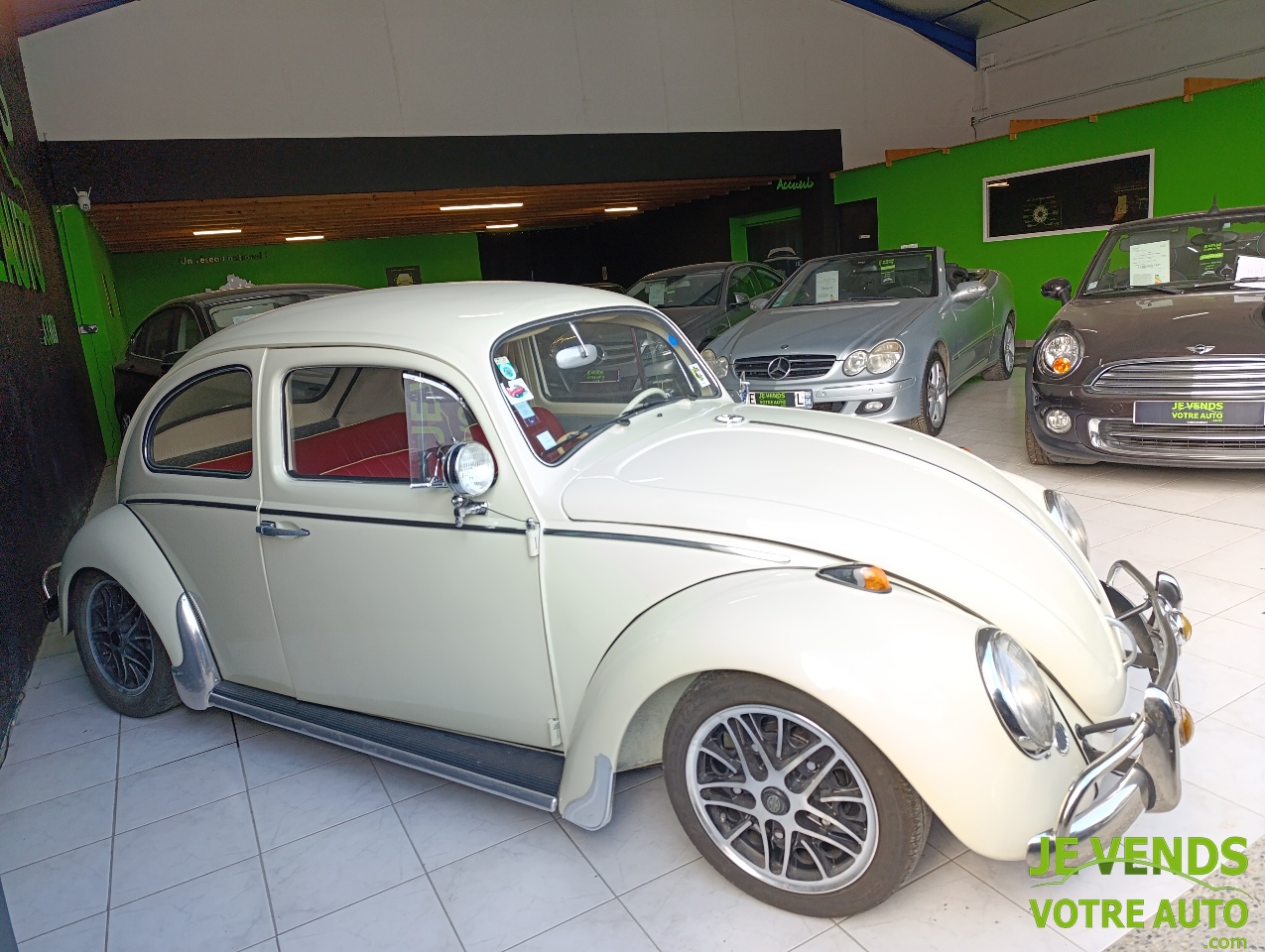 VOLKSWAGEN Coccinelle