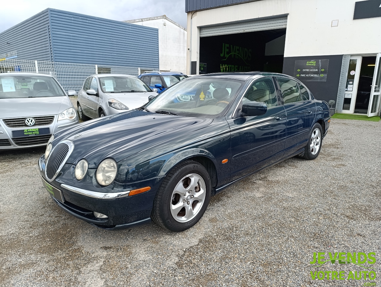 JAGUAR S-TYPE