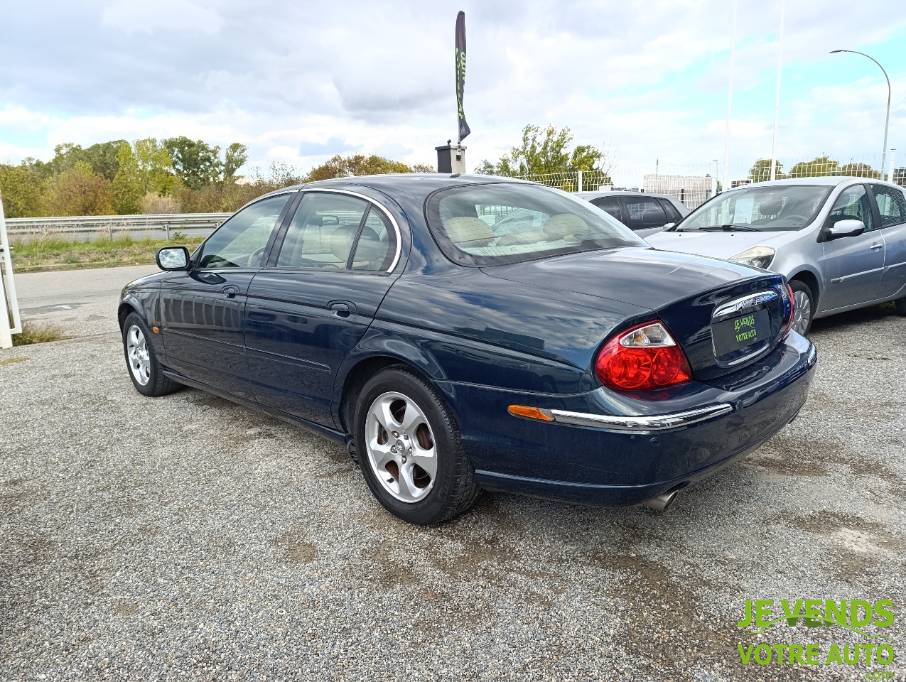 JAGUAR S-TYPE