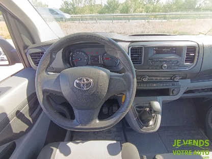 TOYOTA PROACE