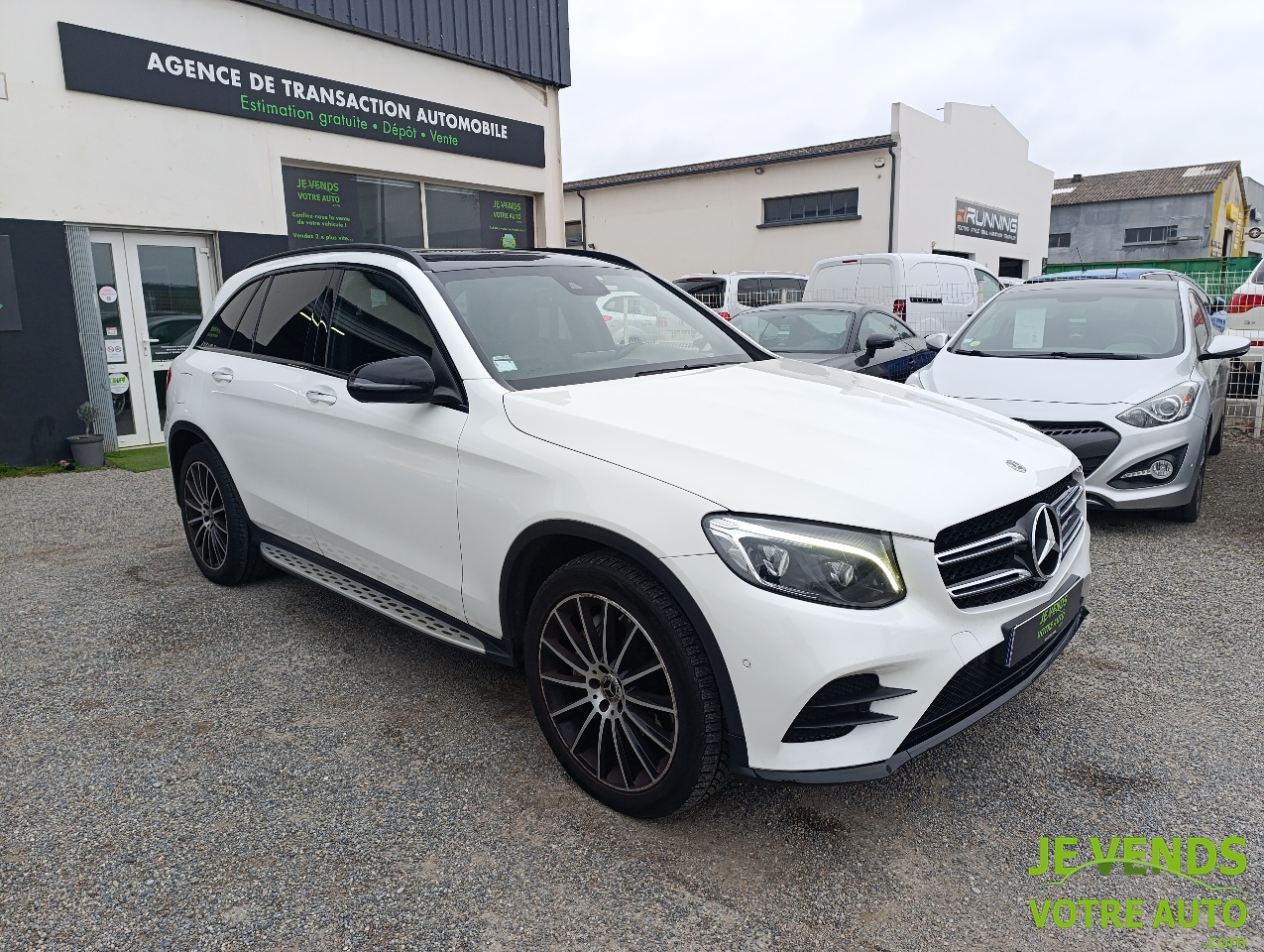 MERCEDES GLC