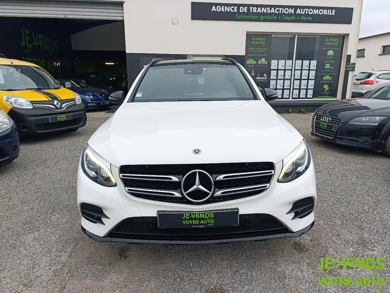 MERCEDES GLC