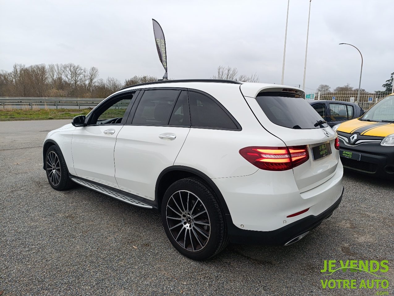 MERCEDES GLC