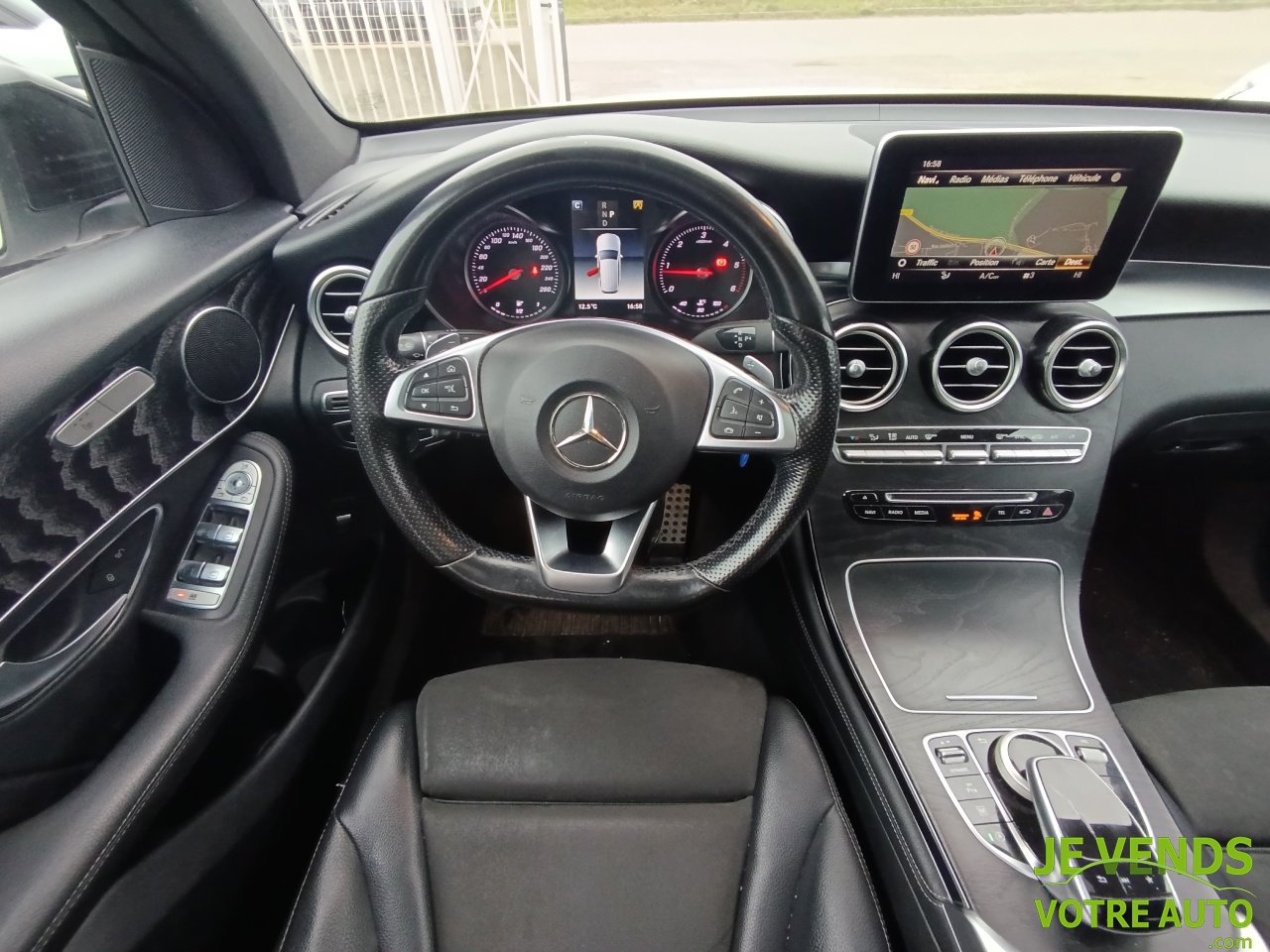 MERCEDES GLC