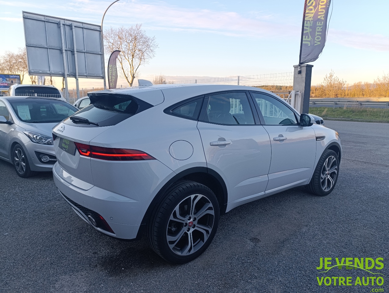 JAGUAR E-PACE