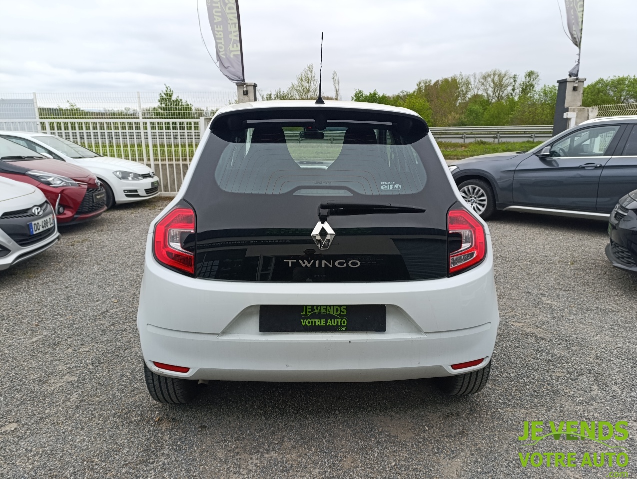RENAULT TWINGO