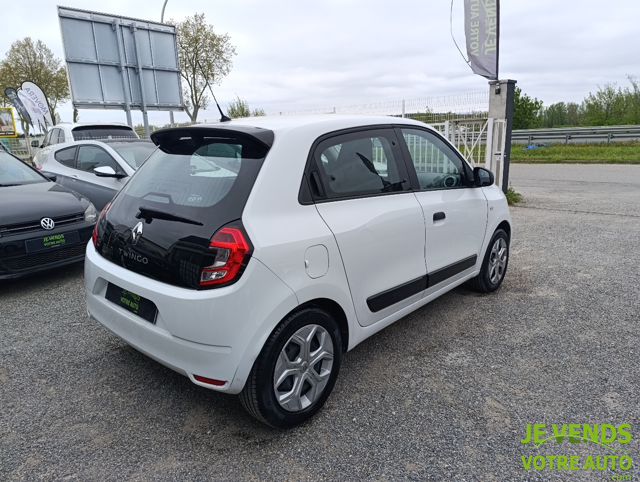 RENAULT TWINGO