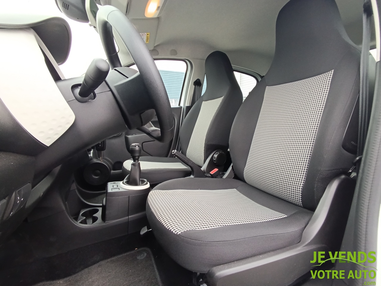 RENAULT TWINGO