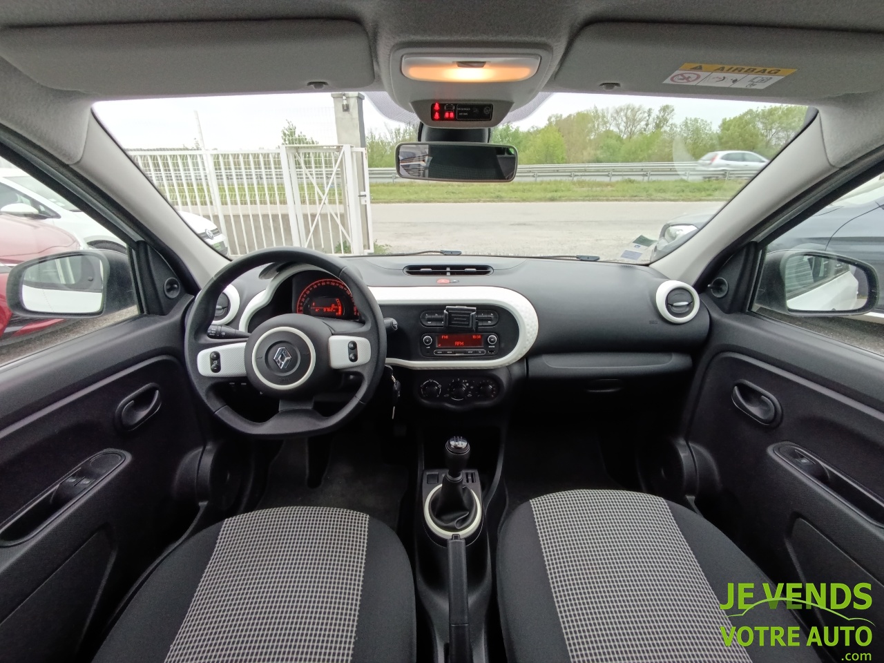 RENAULT TWINGO