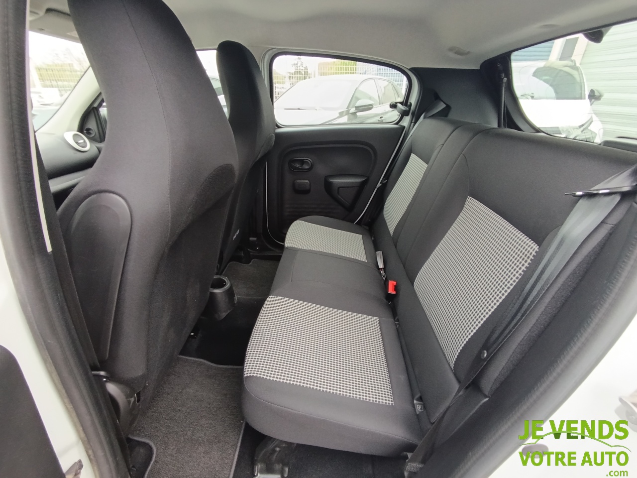 RENAULT TWINGO