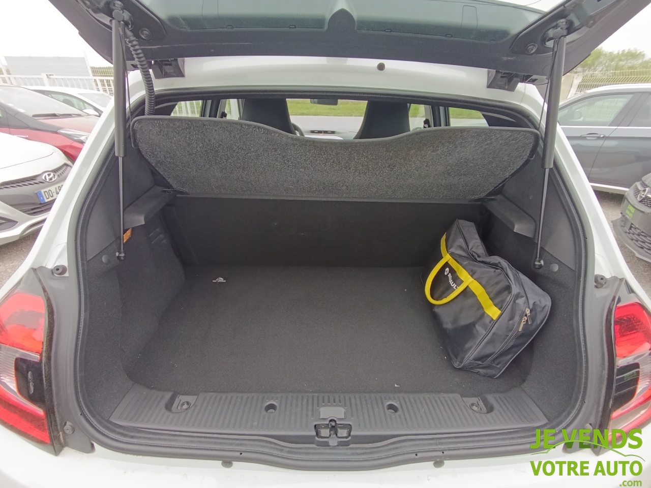 RENAULT TWINGO