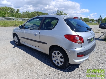 PEUGEOT 206+