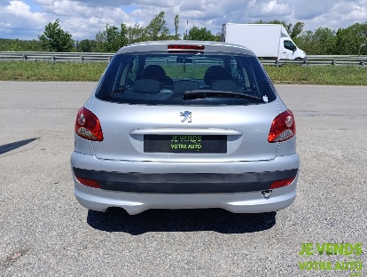 PEUGEOT 206+
