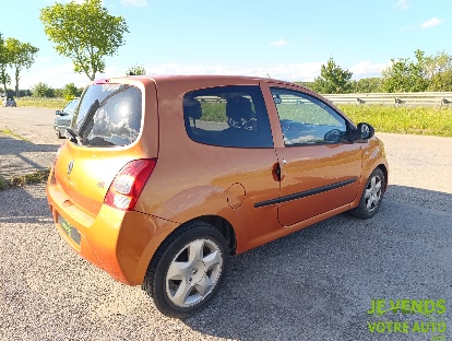 RENAULT TWINGO